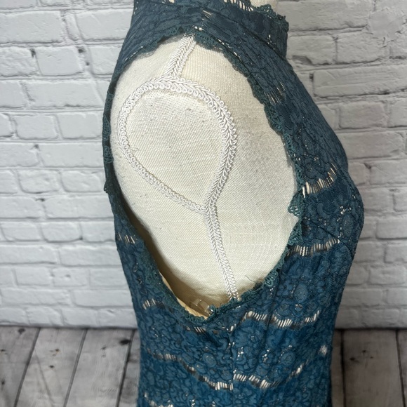 Trixxi fit and flare lace dress size 15 - Picture 9 of 13